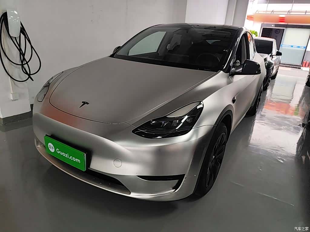 Tesla Model Y, 2024 2