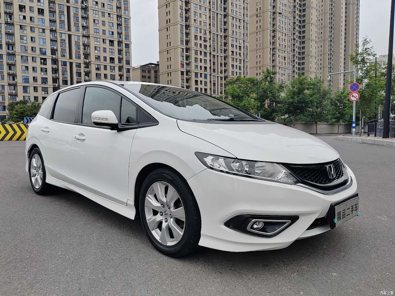 Honda Jade, 2015 3