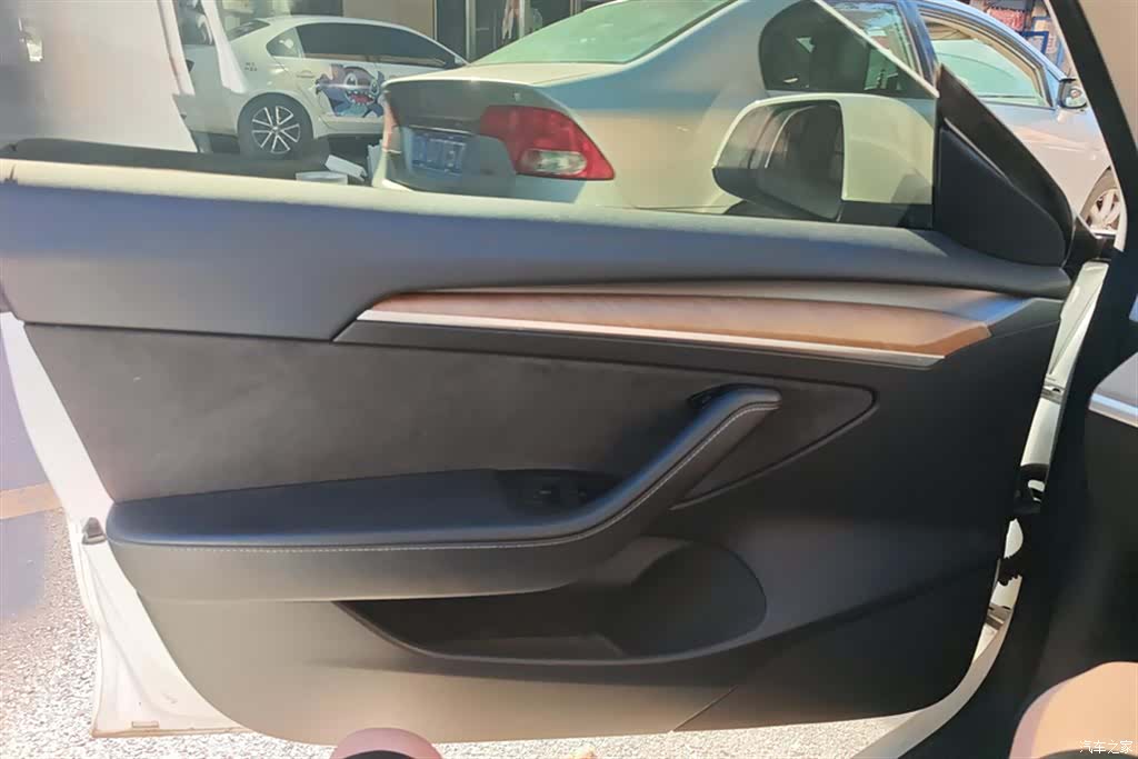 Tesla Model 3, 2021 7