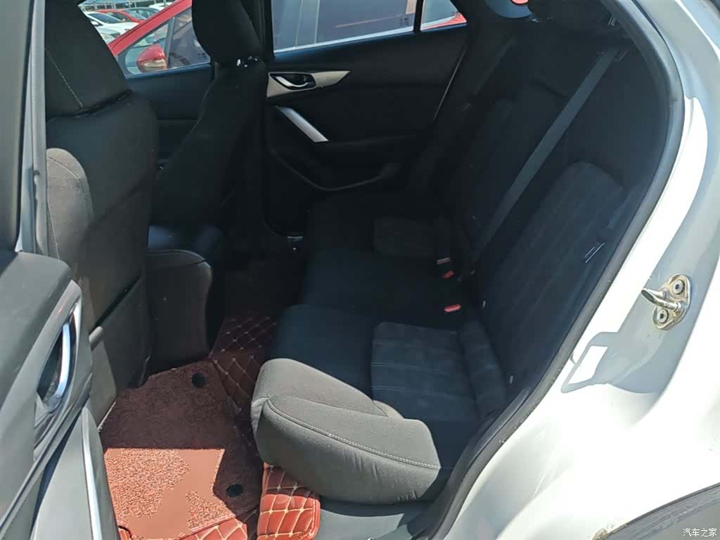 Mazda CX-4, 2018 17