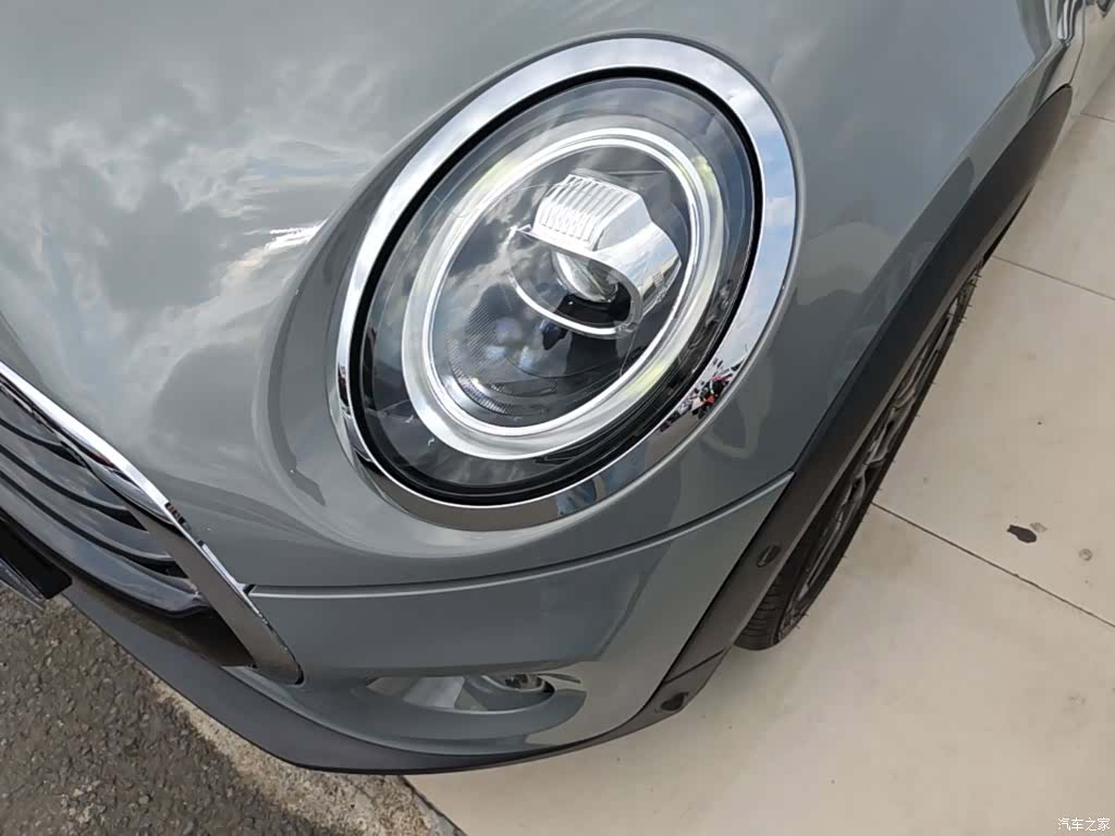 Mini ONE, 2021 24