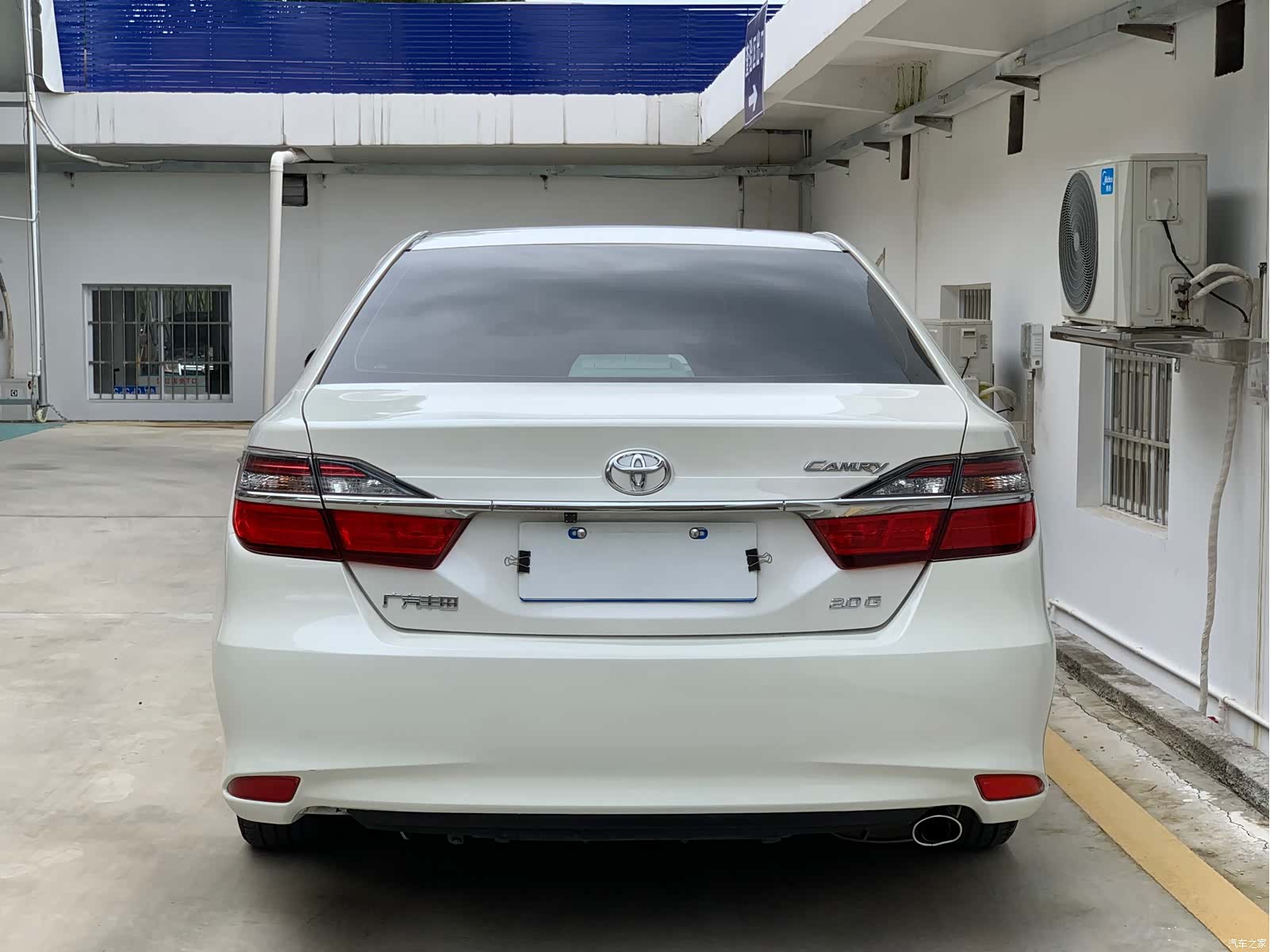 Toyota Camry, 2015 12