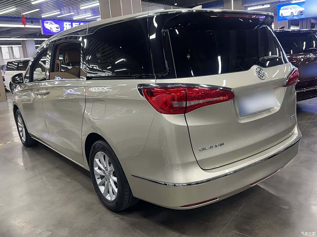 Buick GL8, 2018 6