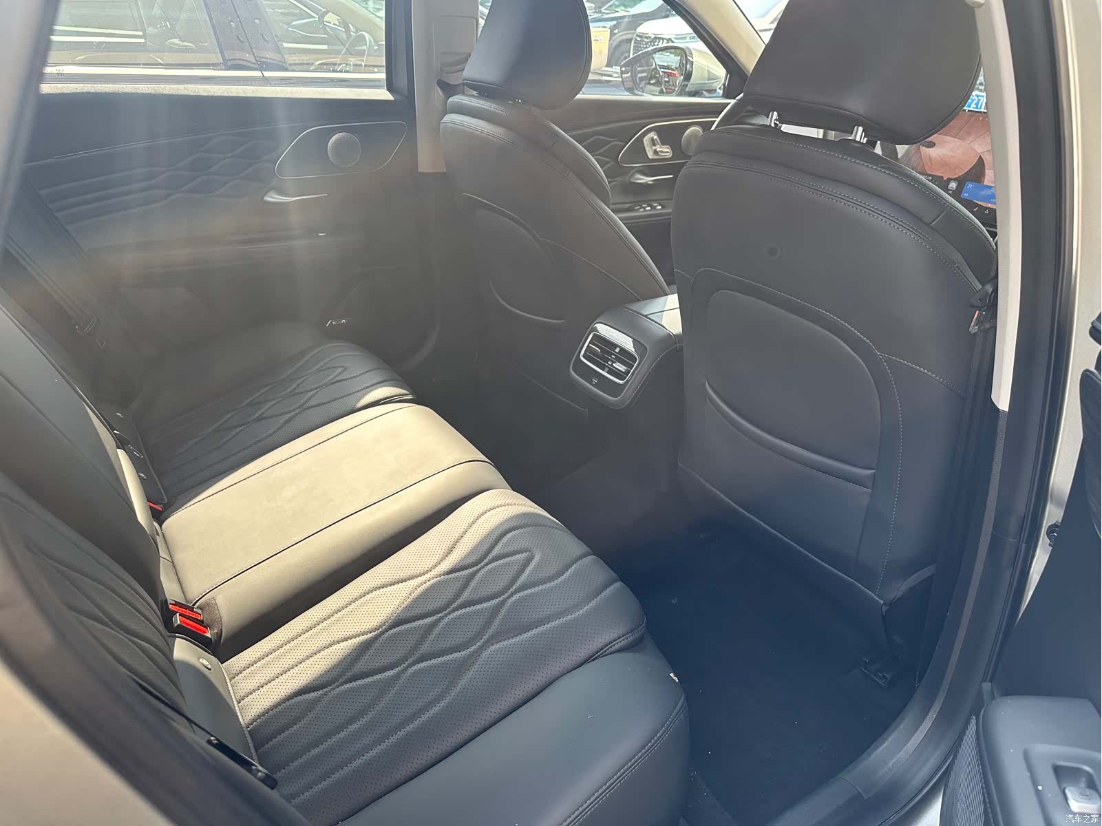 Chery Arrizo 8, 2025 8