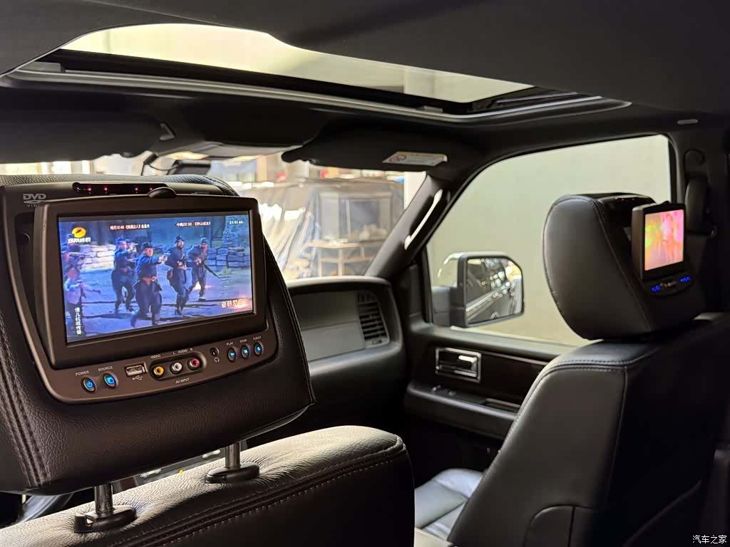 Lincoln Navigator, 2016 16