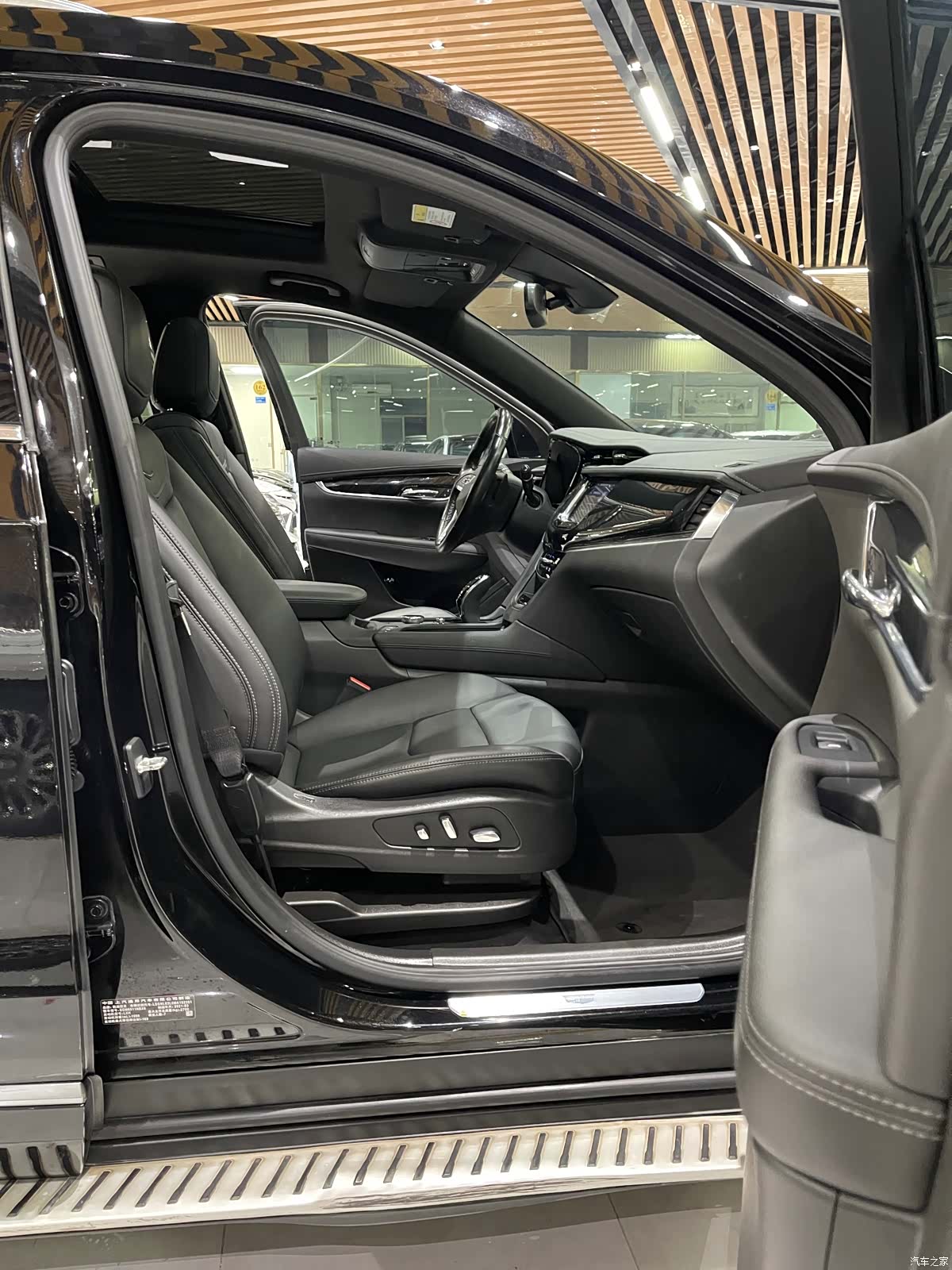 Cadillac XT6, 2021 4