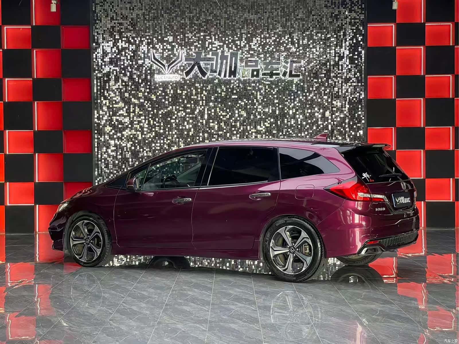 Honda Jade, 2017 4