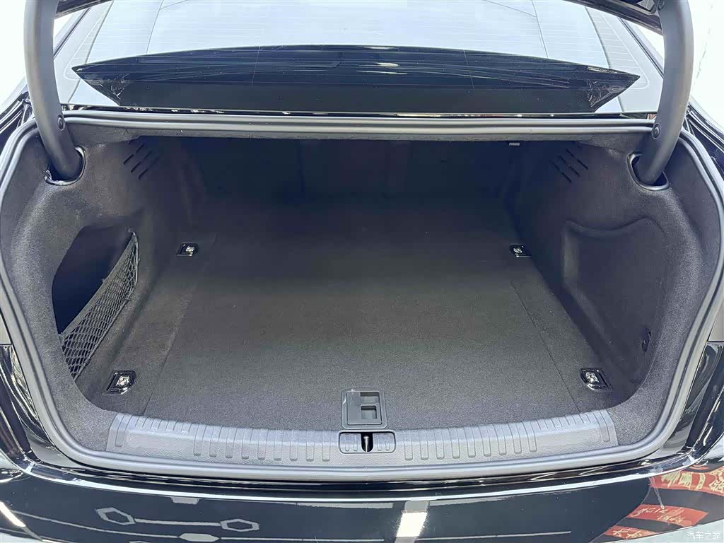Audi A6L, 2024 14