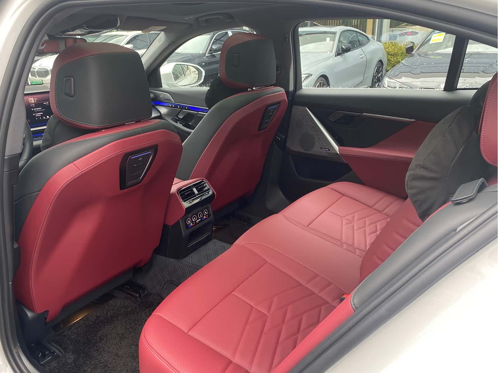 BMW i5, 2026 7