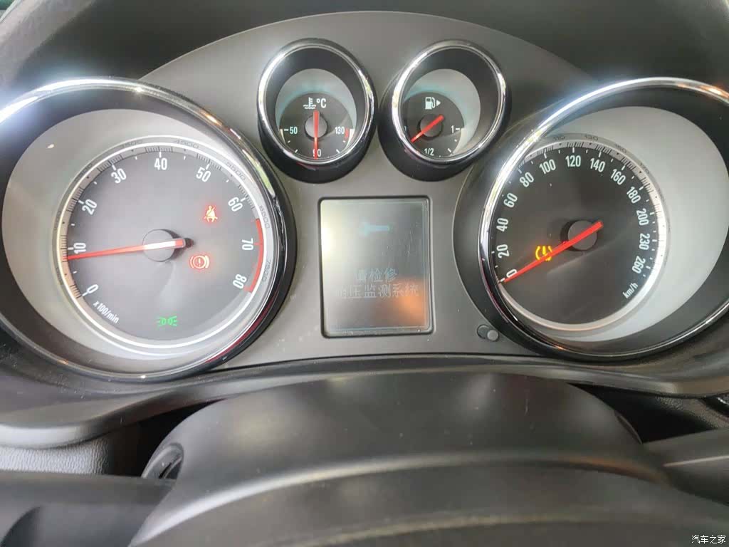 Buick Regal, 2015 12