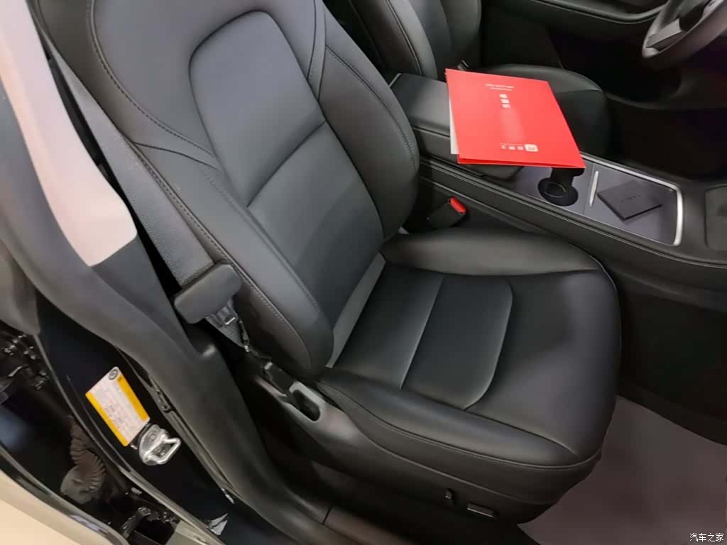 Tesla Model Y, 2024 25