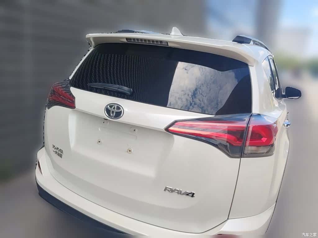 Toyota RAV4, 2017 12