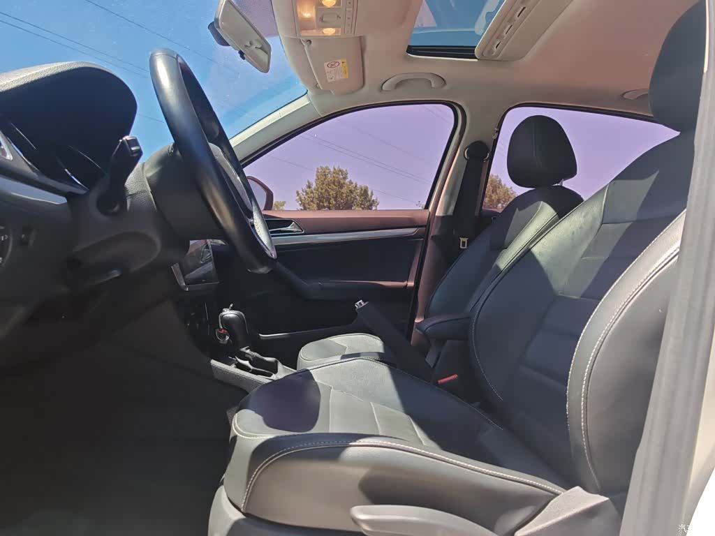 Volkswagen Lavida, 2017 12
