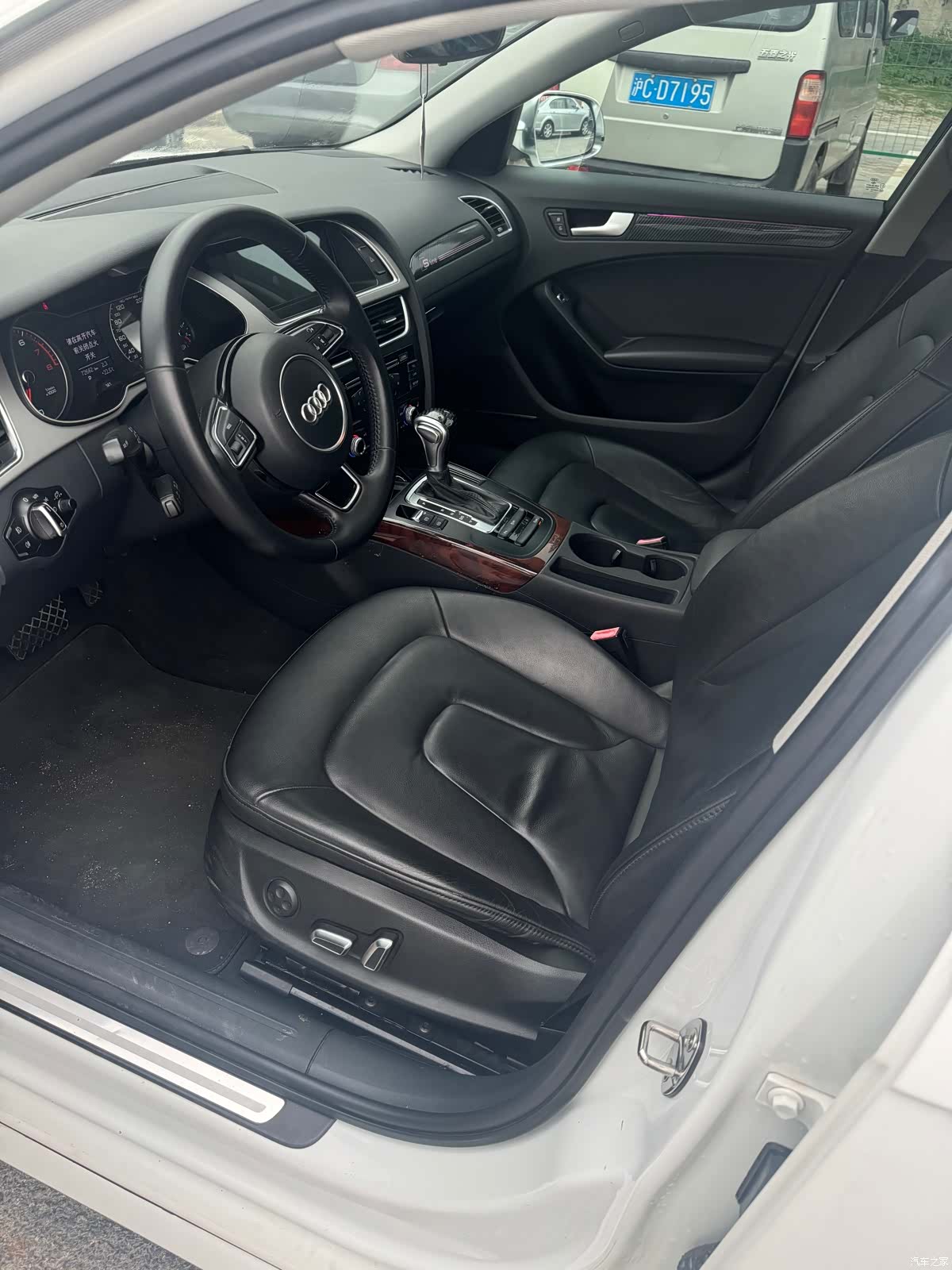 Audi A4L, 2015 4