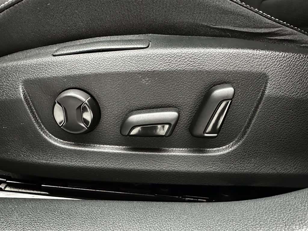 Skoda Superb, 2023 17