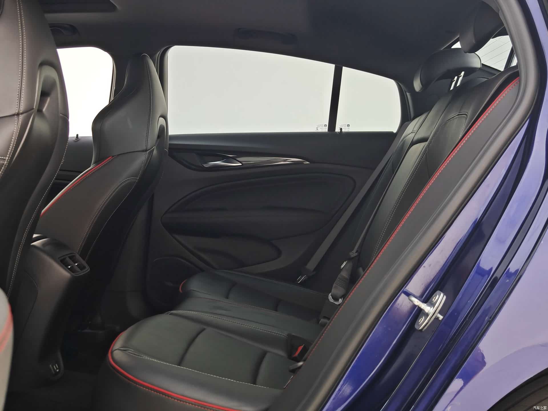 Buick Regal, 2021 8