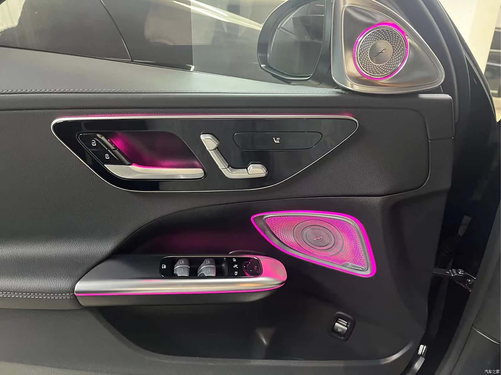 Mercedes-Benz C-Class, 2023 12