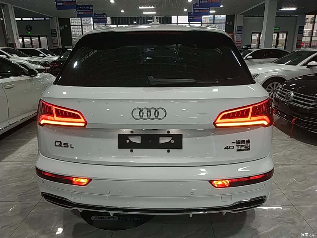 Audi Q5L, 2019 6