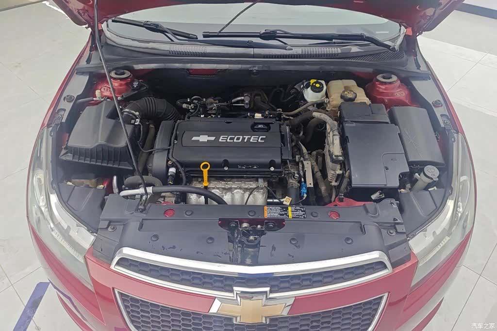 Chevrolet SL, 2011 10