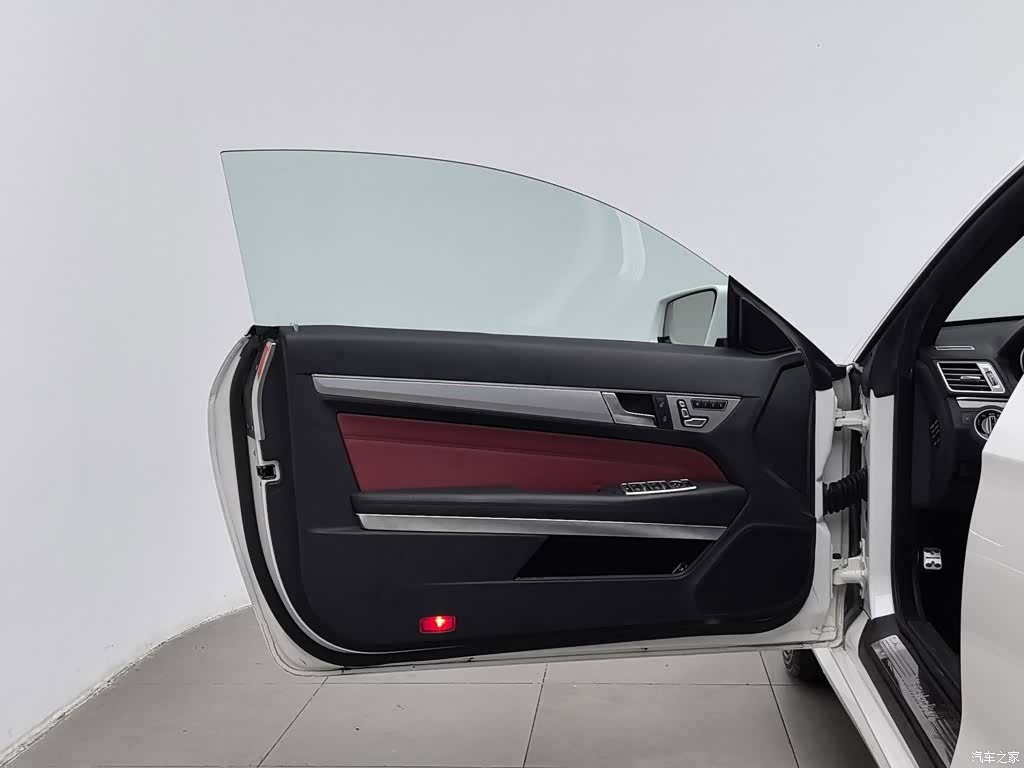 Mercedes-Benz E-Class, 2015 8