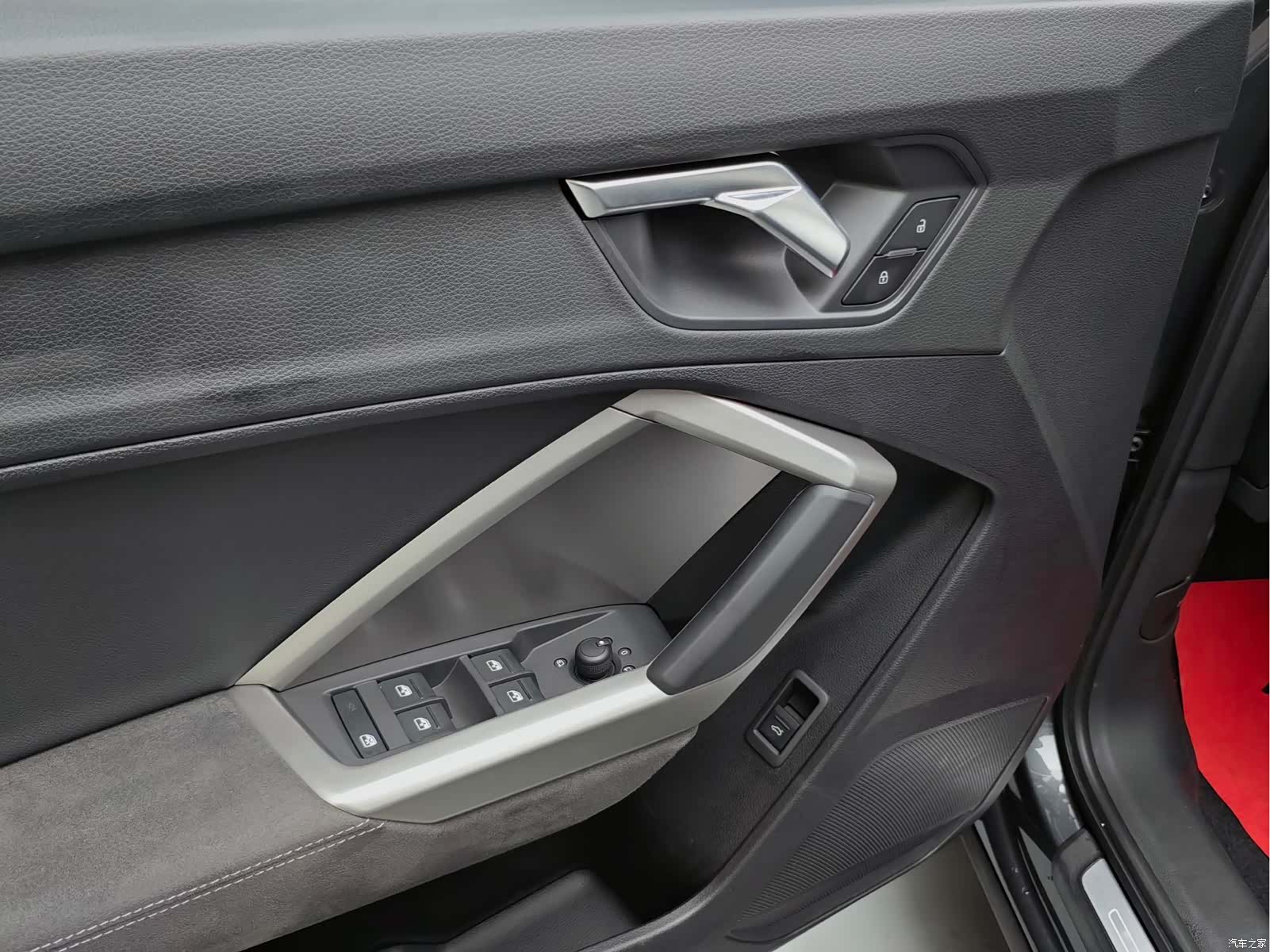 Audi Q3, 2023 13