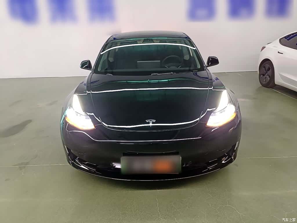 Tesla Model 3, 2023 3