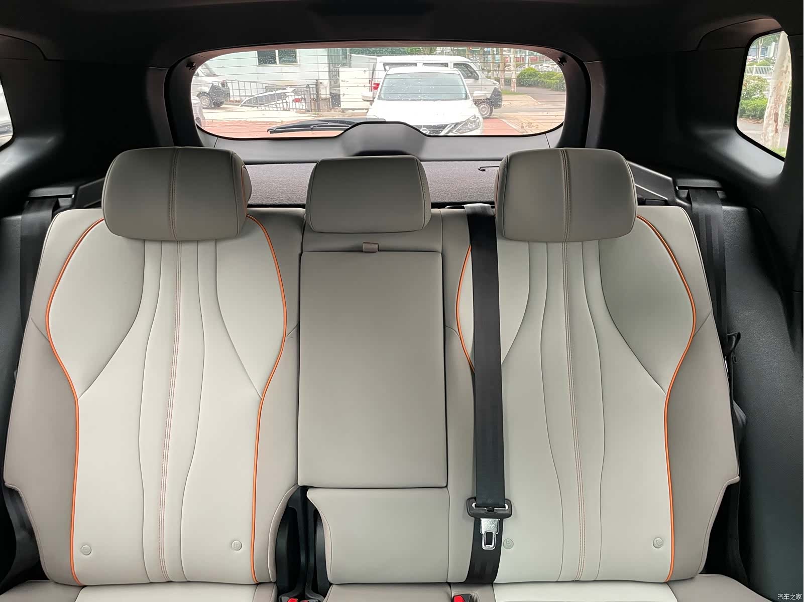 BYD Song, 2024 9