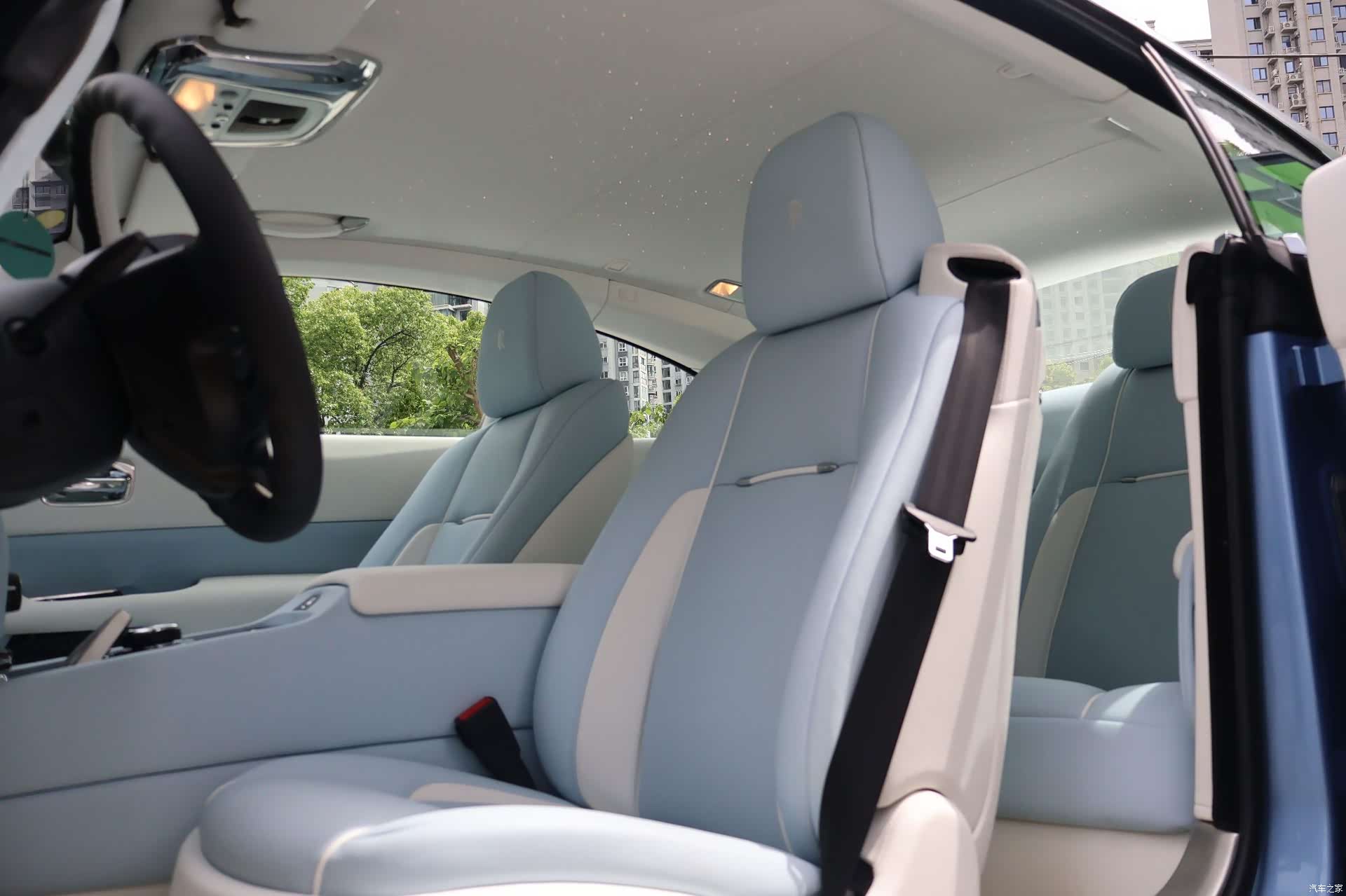 Rolls-Royce Wraith, 2014 9