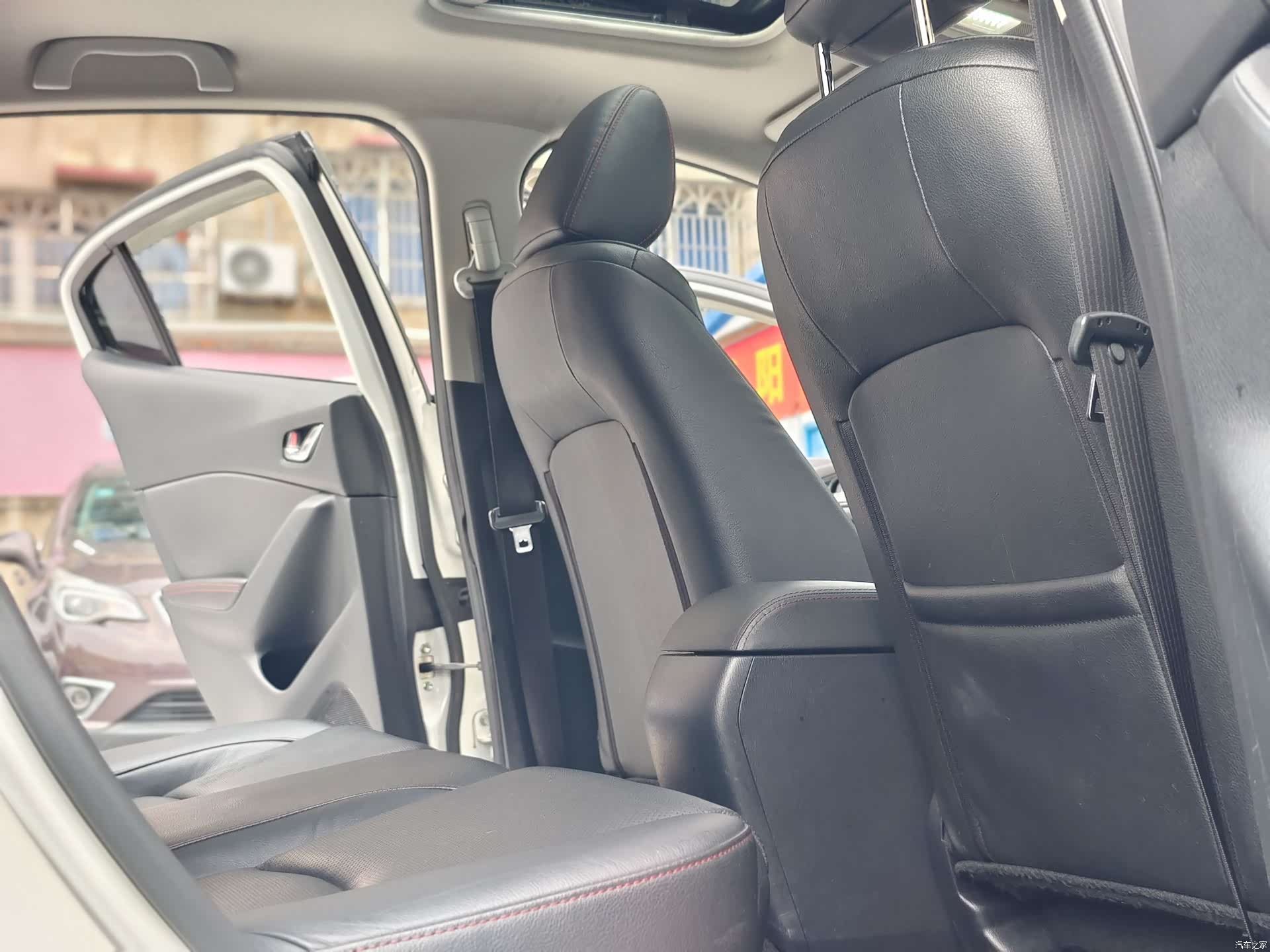 Mazda Mazda3, 2014 17