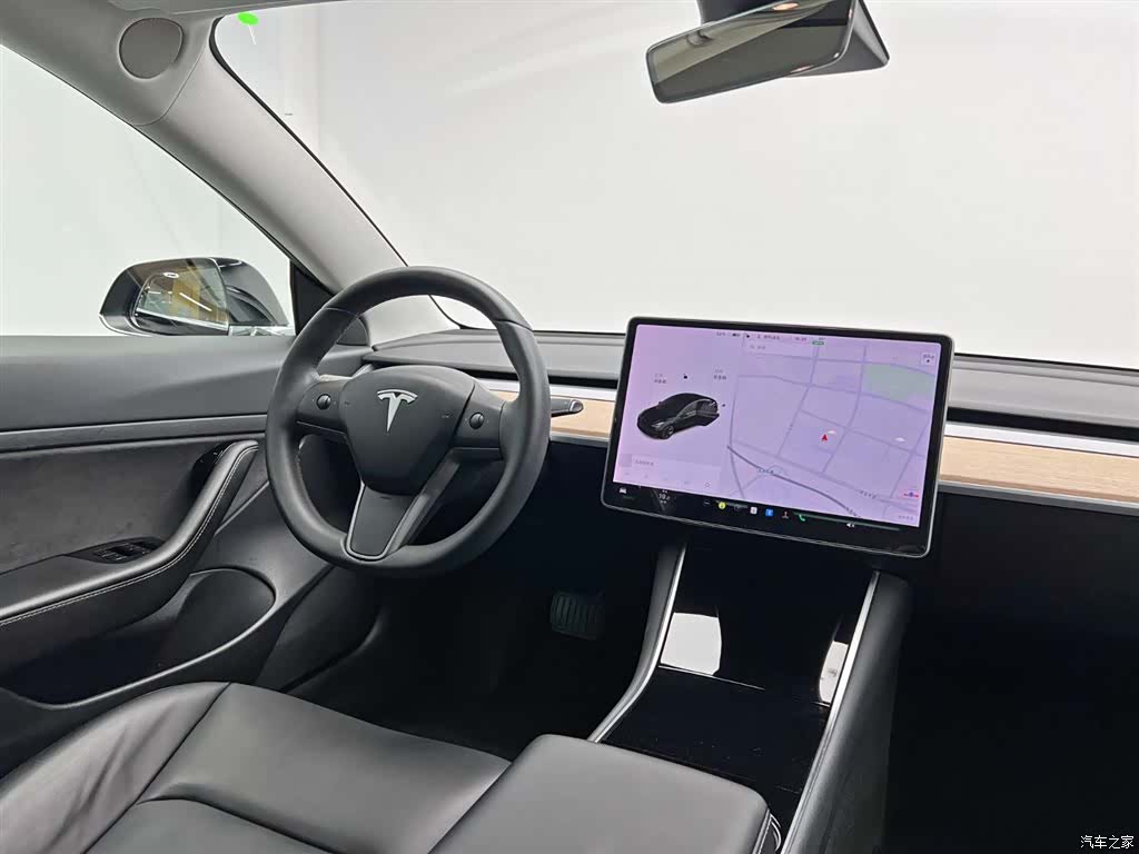 Tesla Model 3, 2020 24