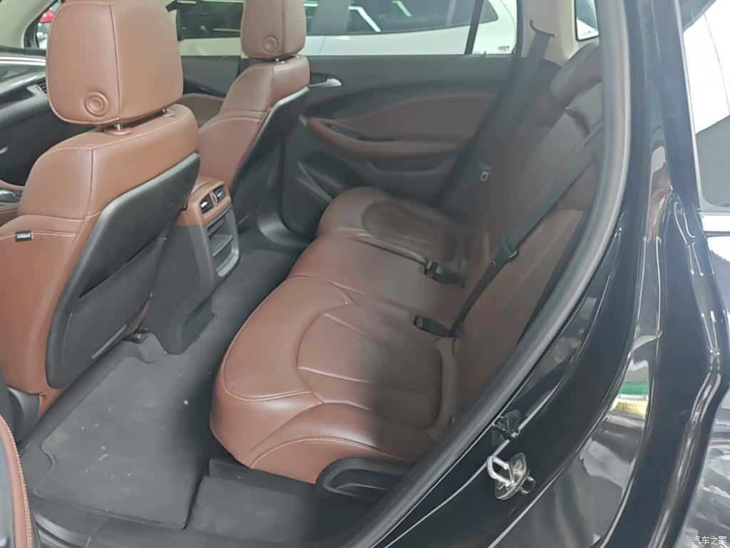 Buick Envision Plus, 2021 17