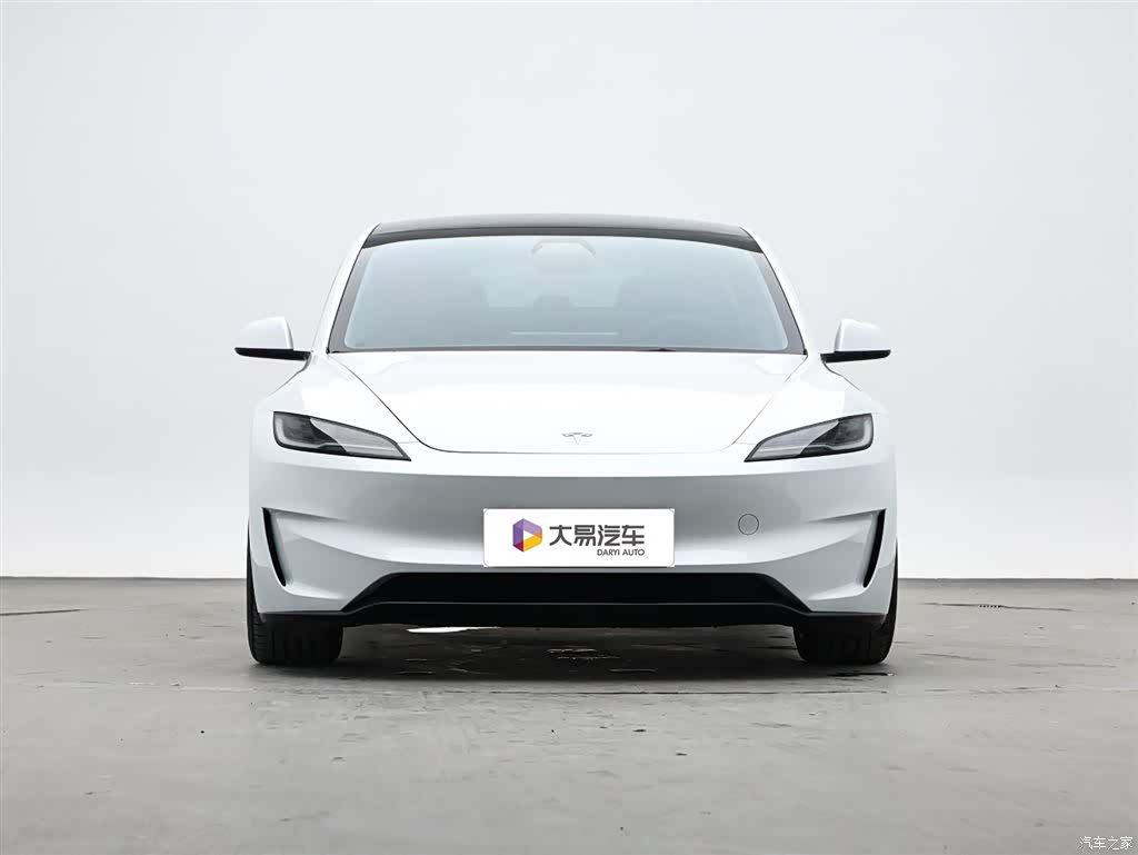 Tesla Model 3, 2024 2