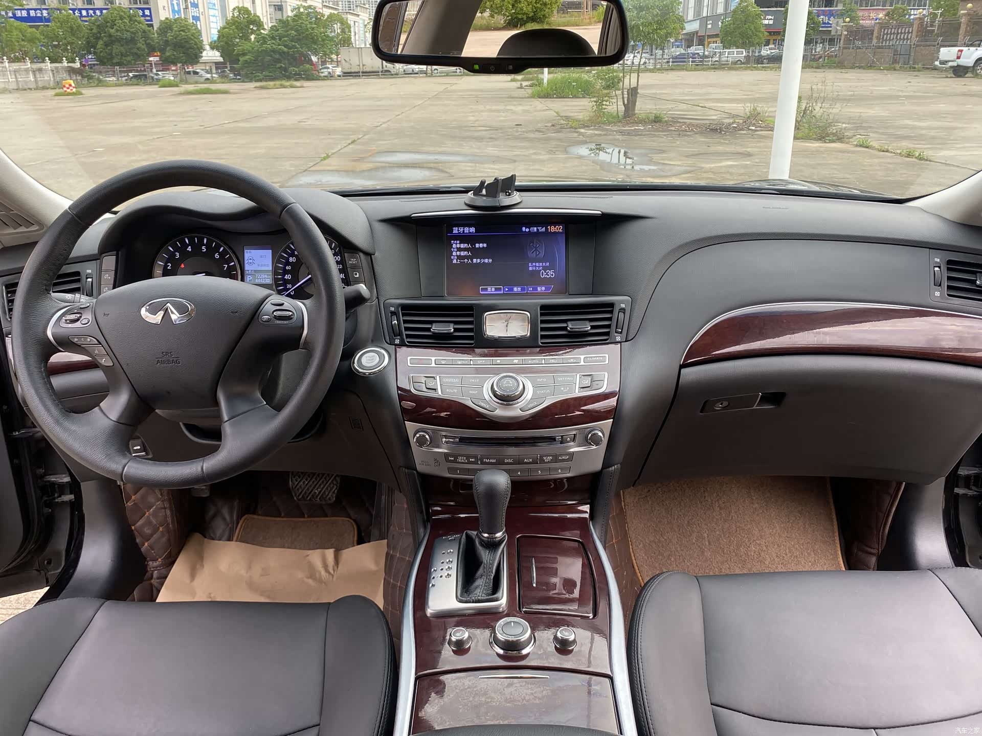 Infiniti Q70, 2018 все фото