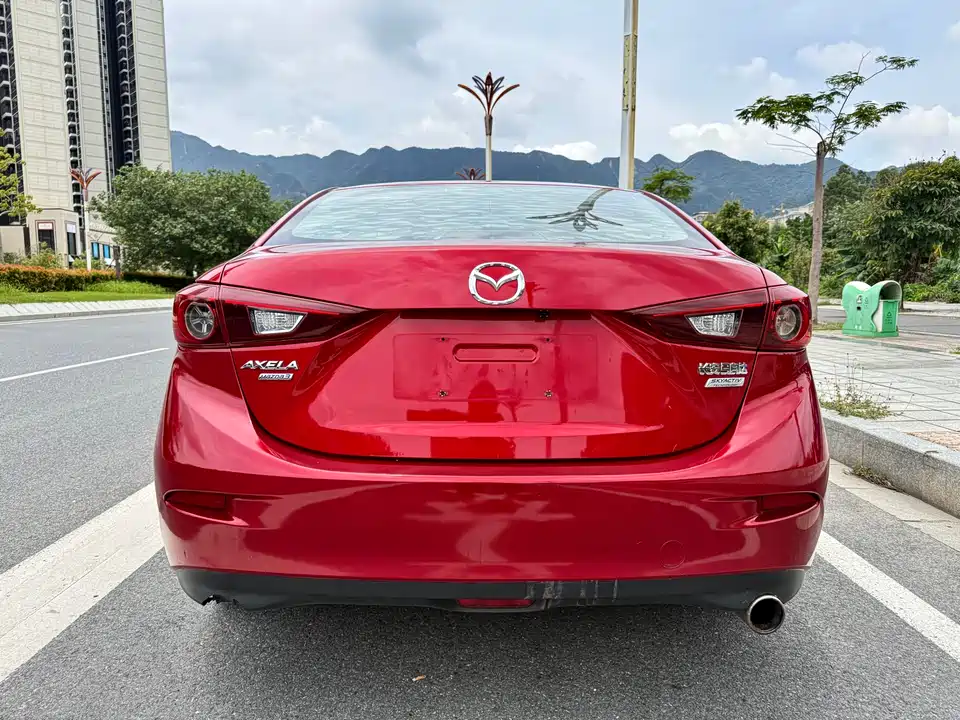 Mazda 3 Angkesaila