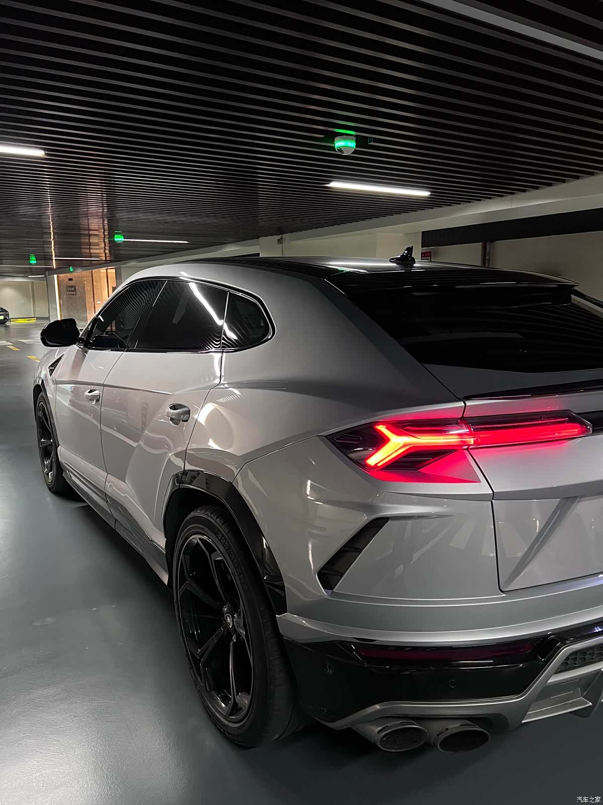 Lamborghini Urus, 2019 2