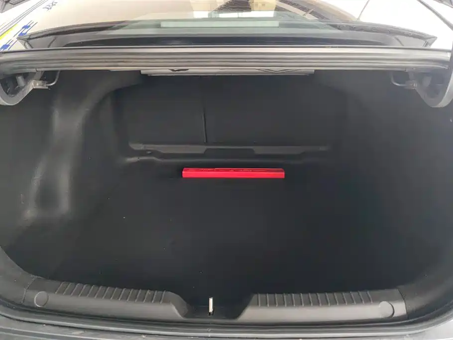 Trumpchi Shadow Leopard