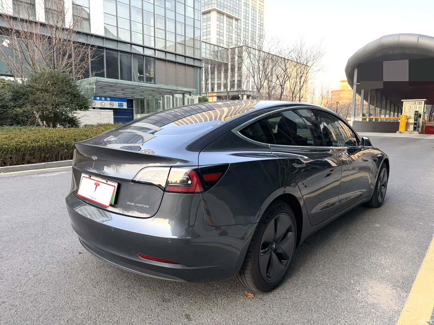 Tesla Model 3, 2020 6