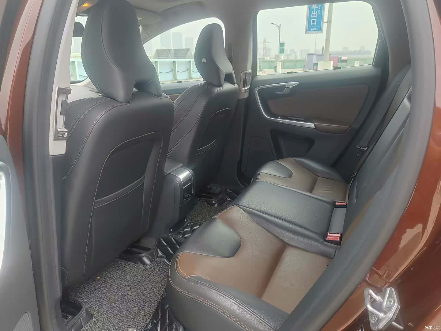 Volvo XC60, 2015 9