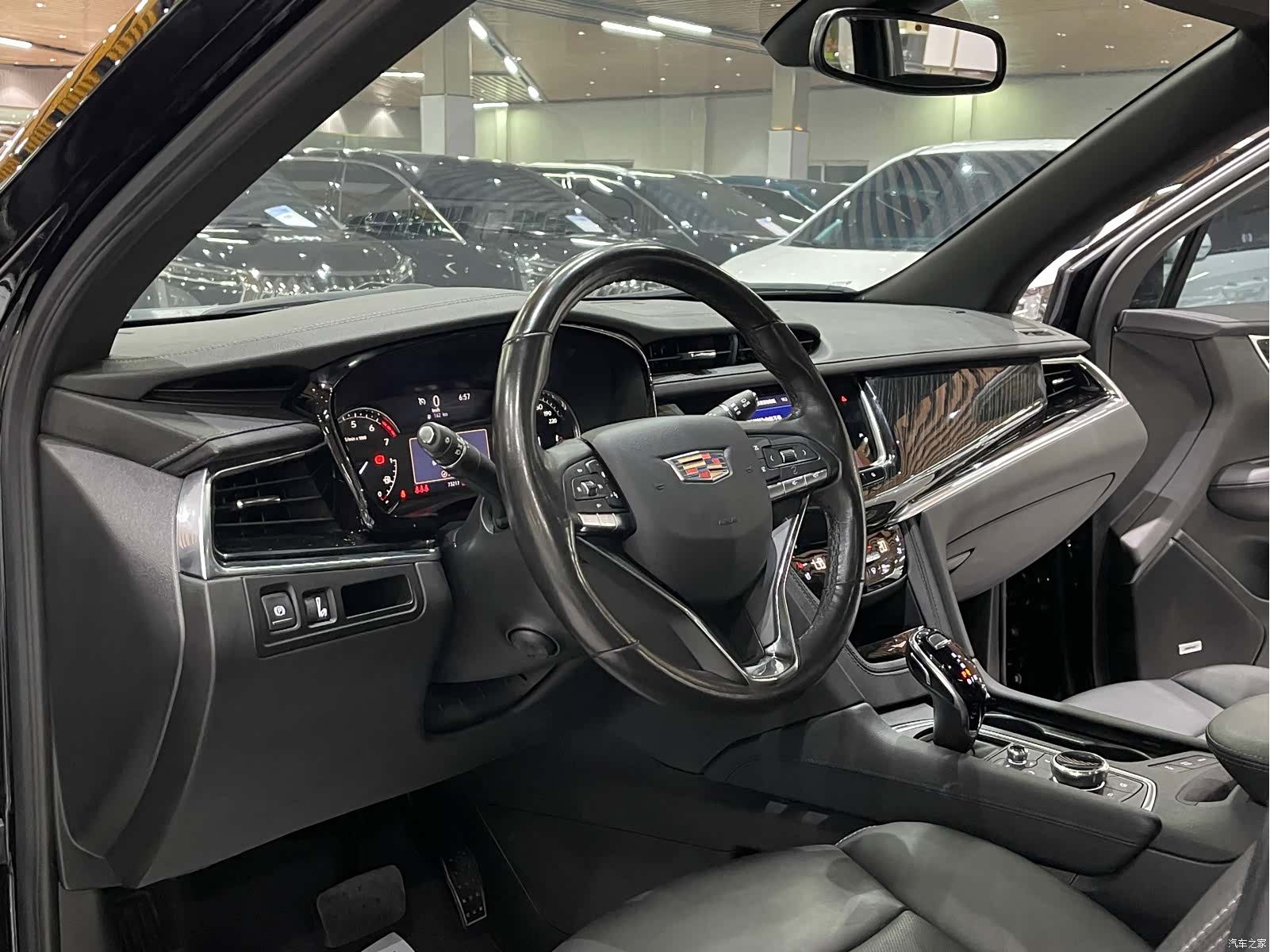 Cadillac XT6, 2021 все фото