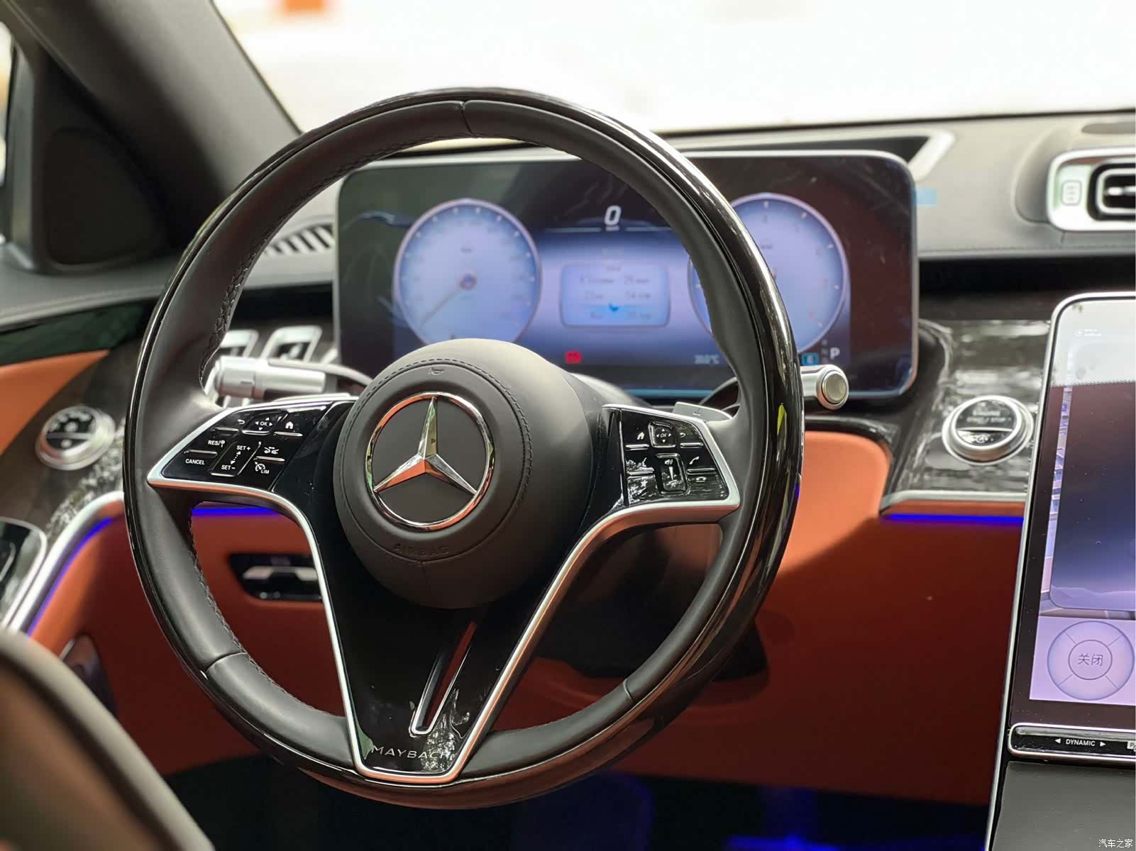 Maybach S-Class, 2023 9