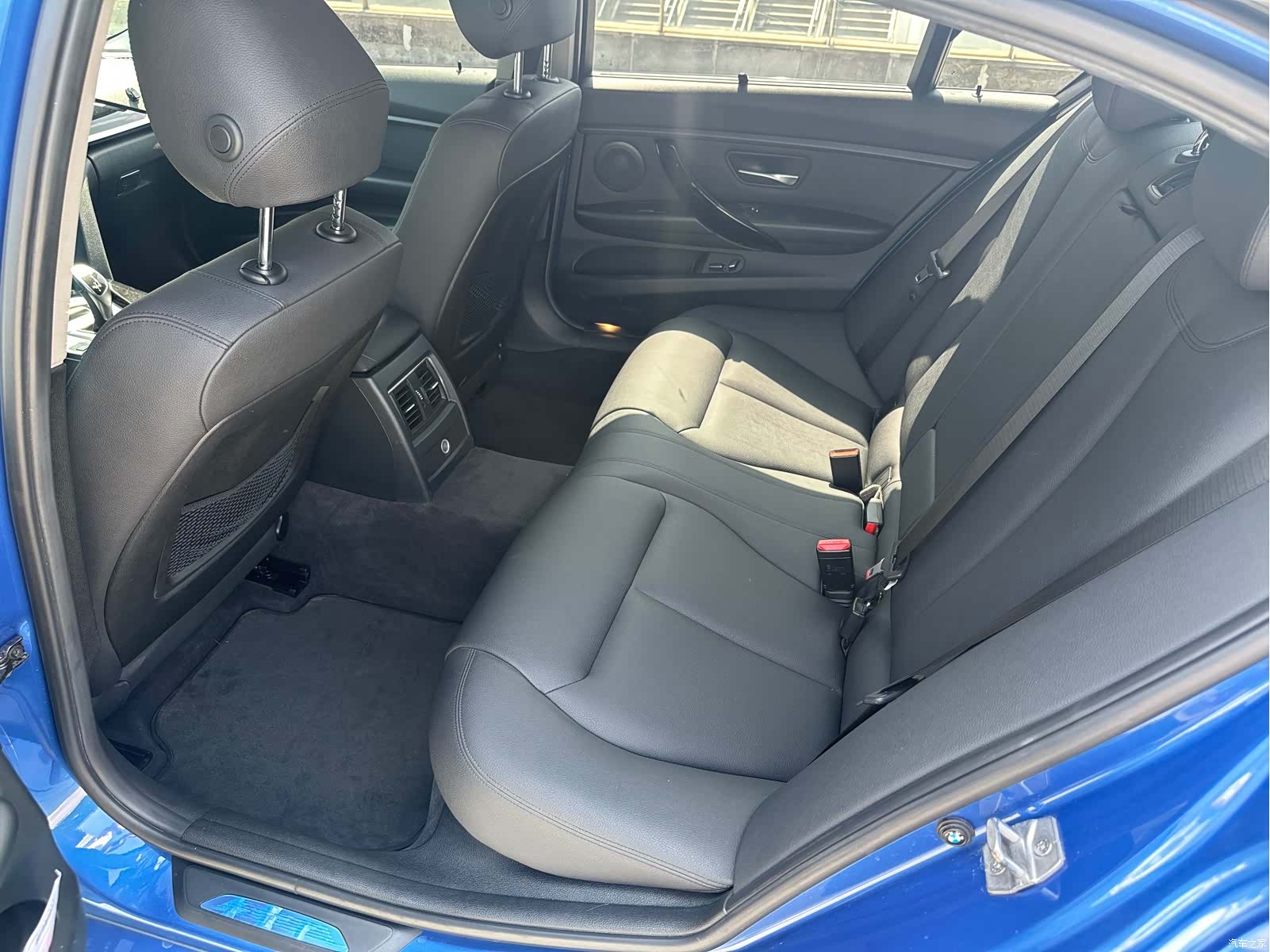 BMW 3 Series, 2016 9