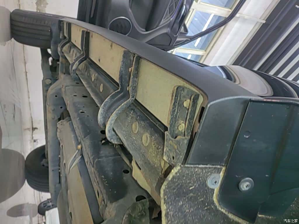 Tank 300, 2021 22