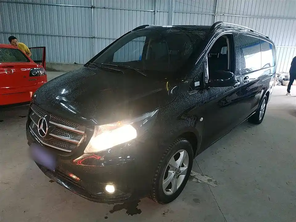 Mercedes-Benz Vito