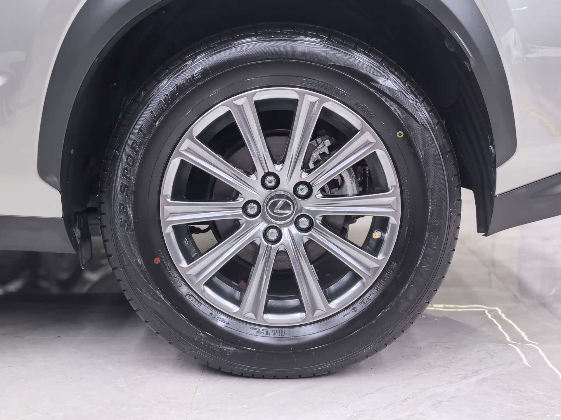 Lexus NX, 2018 35