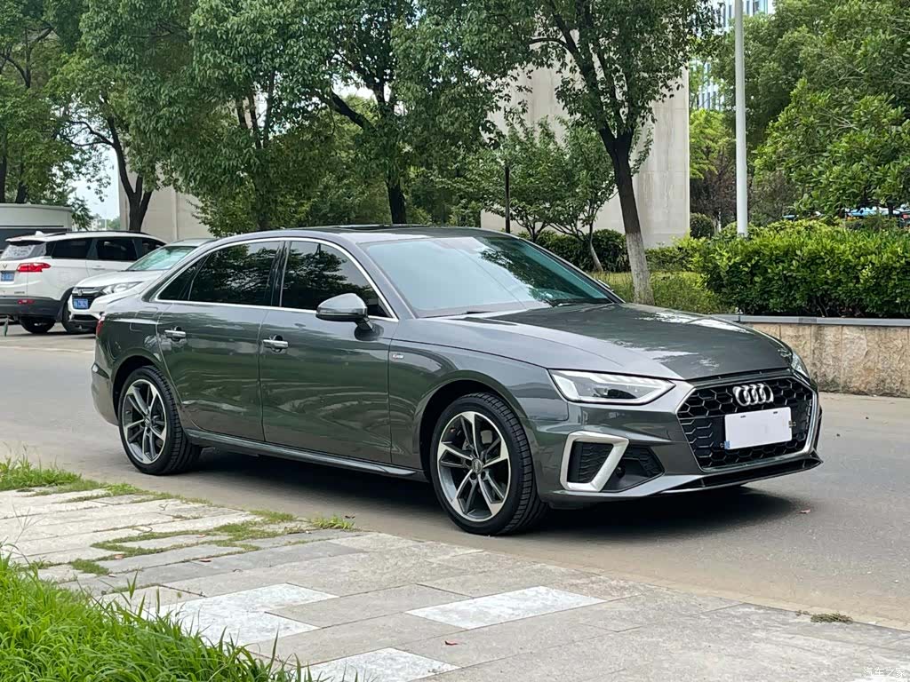 Audi A4L, 2021 4