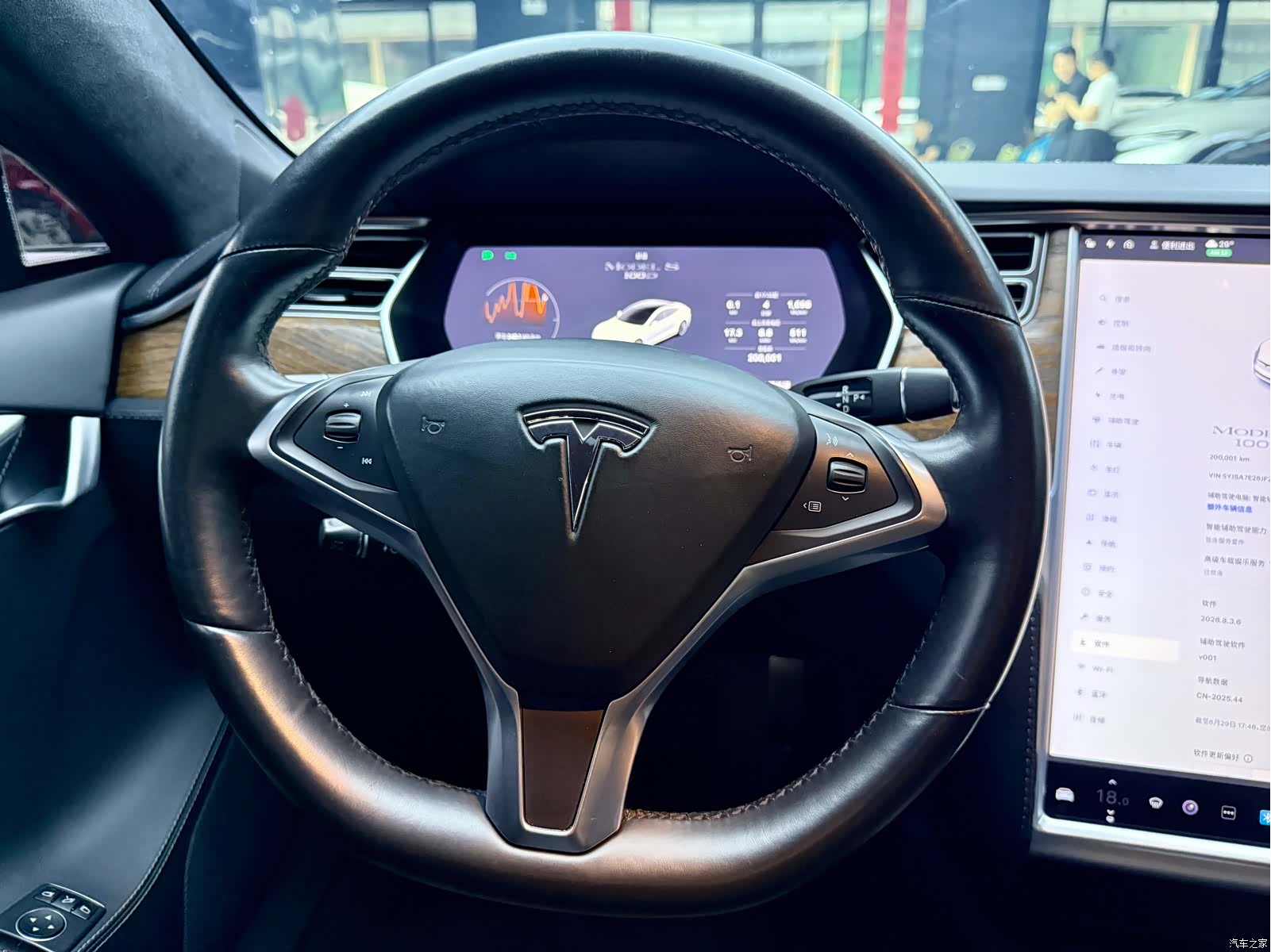 Tesla Model S, 2018 9