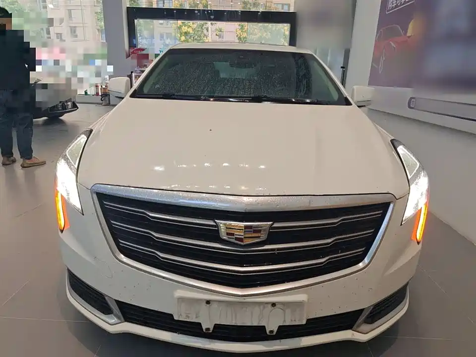Cadillac XTS