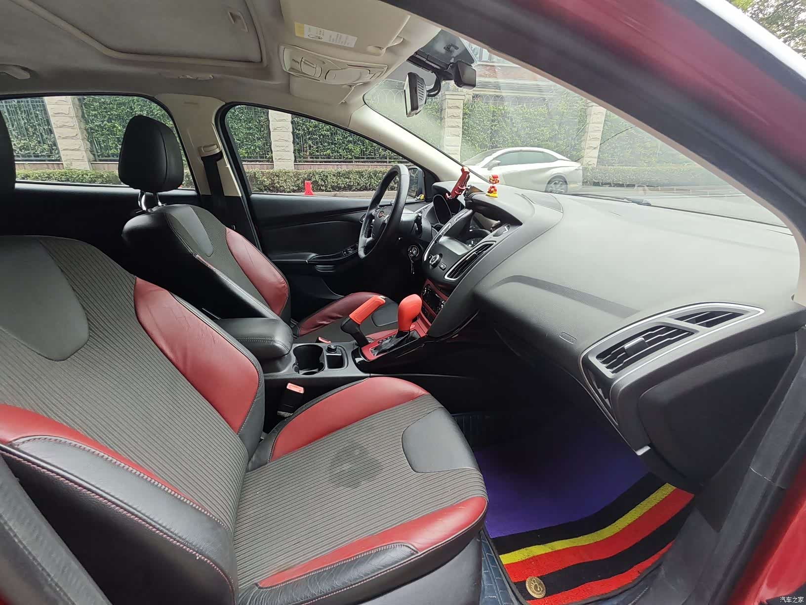 Ford Focus, 2013 16