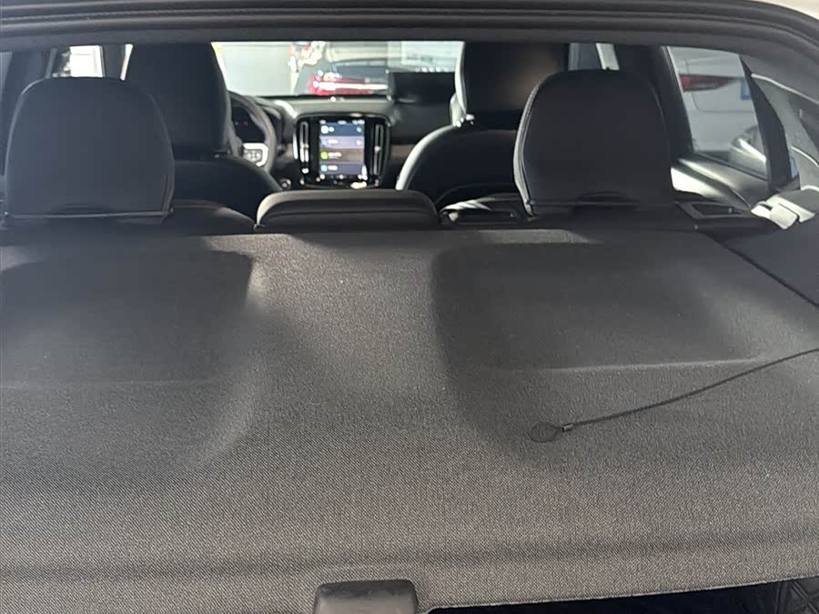 Volvo XC40 2023, фото 16