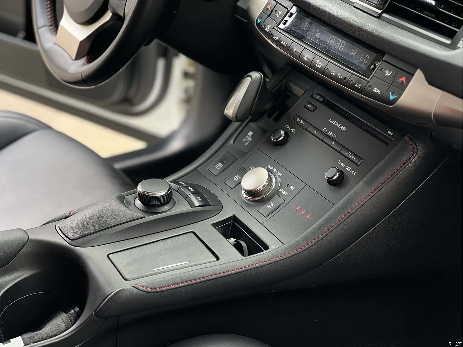 Lexus CT, 2019 7